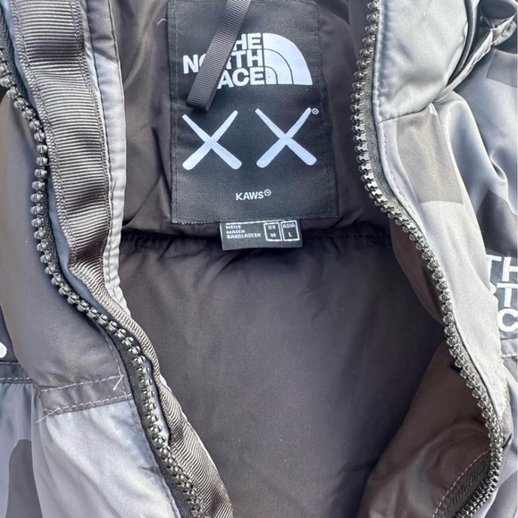KAWS x The North Face Retro 1996 Nuptse Down Jacket Black Men’s Size L - Picture 3 of 6